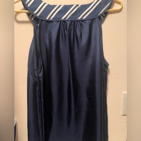 Vineyard Vines 100% Silk Stripe V Neck Piping Tank - Picture 5 of 7